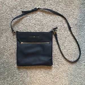 Tommy Hilfiger Crossbody